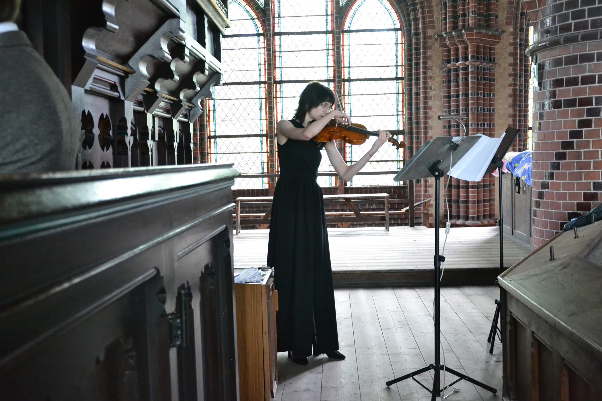 Zofia Andersz ze skrzypcami